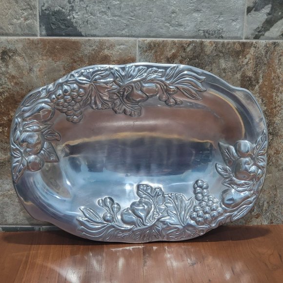 TableTops Unlimited Large Silver Oval Fruit Platter Serving Bowl Oven Safe - Picture 4 of 12